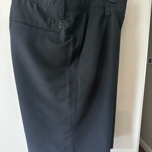 Under Armour Men's Black Shorts